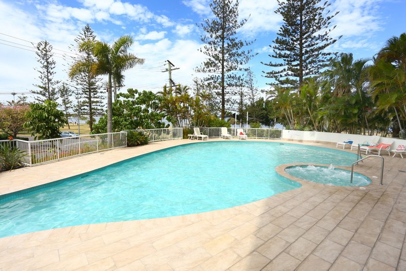 Photo - 505/182 Marine Parade, Labrador QLD 4215 - Image 10