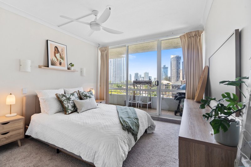 Photo - 505/3422 Surfers Paradise Boulevard, Surfers Paradise QLD 4217 - Image 7