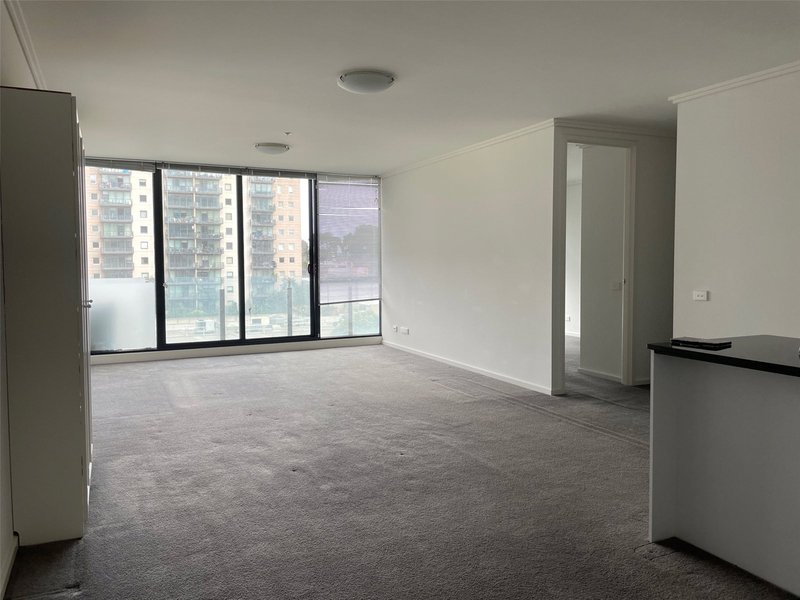 Photo - 505/38 Bank Street, South Melbourne VIC 3205 - Image 1