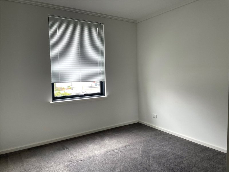 Photo - 505/38 Bank Street, South Melbourne VIC 3205 - Image 4