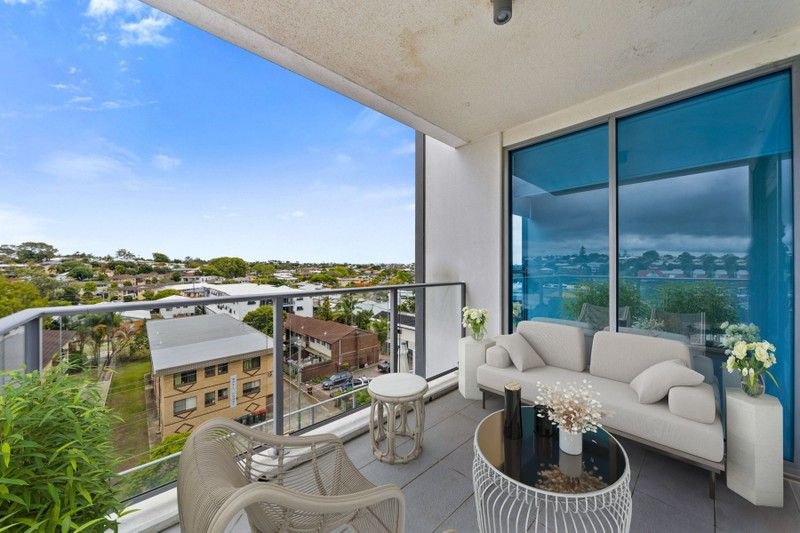 Photo - 505/47 Nundah Street, Nundah QLD 4012 - Image 7