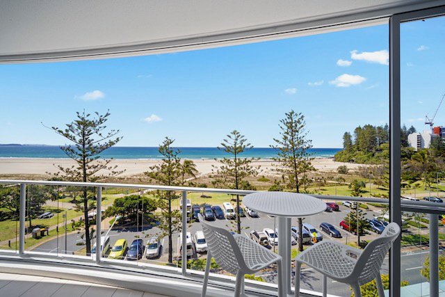 Photo - 506/110 Marine Parade, Coolangatta QLD 4225 - Image 4