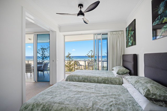 Photo - 506/110 Marine Parade, Coolangatta QLD 4225 - Image 6