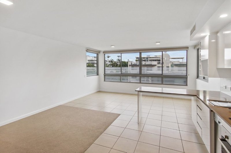 Photo - 506/17-21 Douglas Street, Mooloolaba QLD 4557 - Image 6