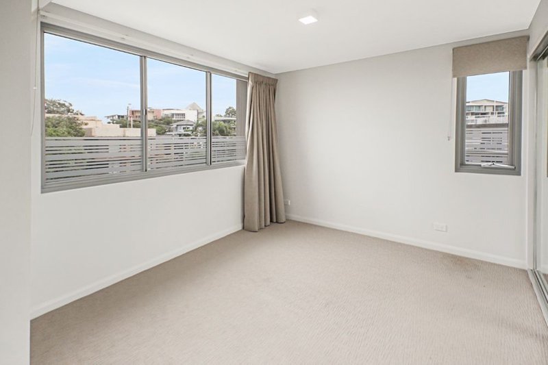 Photo - 506/17-21 Douglas Street, Mooloolaba QLD 4557 - Image 10