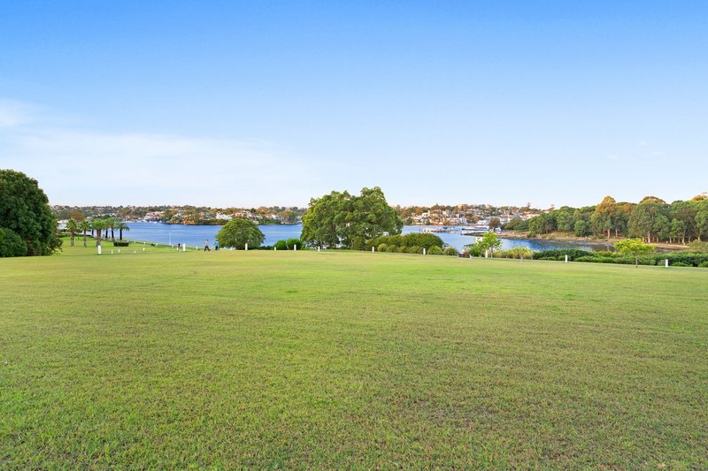 Photo - 506/17 Woodlands Avenue, Breakfast Point NSW 2137 - Image 11