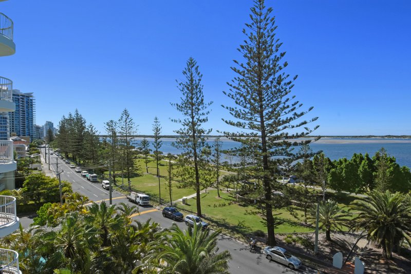 Photo - 506/182 Marine Parade, Labrador QLD 4215 - Image 6