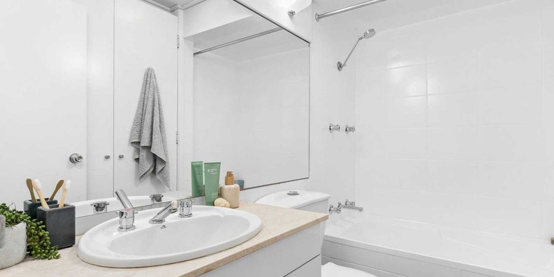 Photo - 506/2-6 Birtley Place, Elizabeth Bay NSW 2011 - Image 5