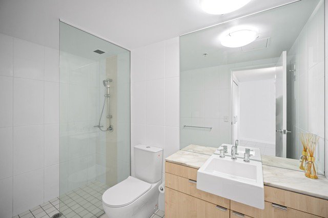 Photo - 506/3 Mclean Street, Coolangatta QLD 4225 - Image 12