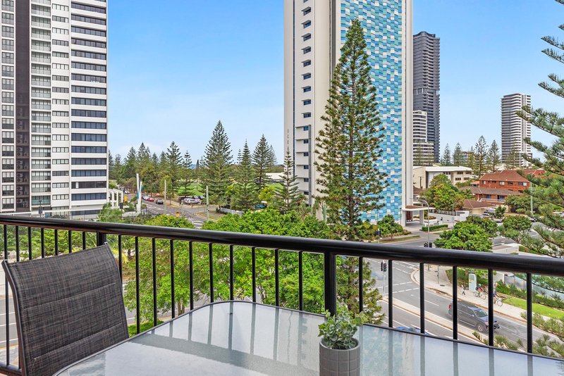 Photo - 506/32 Surf Parade , Broadbeach Waters QLD 4218 - Image 1
