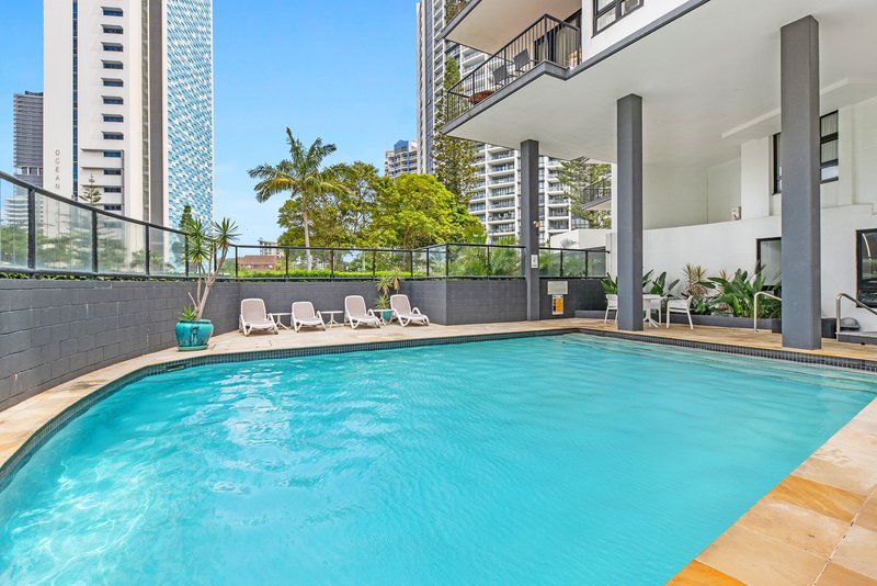 Photo - 506/32 Surf Parade , Broadbeach Waters QLD 4218 - Image 13