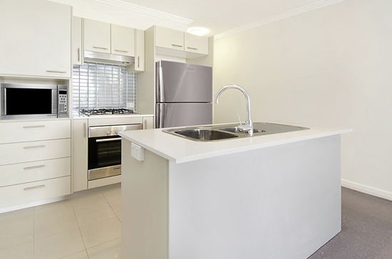 Photo - 506/392 Hamilton Road, Chermside QLD 4032 - Image 2