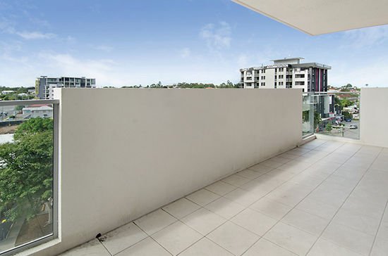 Photo - 506/392 Hamilton Road, Chermside QLD 4032 - Image 5