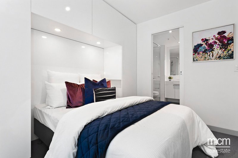 Photo - 506/53 Batman Street, West Melbourne VIC 3003 - Image 6