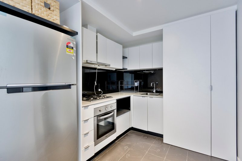 Photo - 506/7 Katherine Place, Melbourne VIC 3000 - Image 2