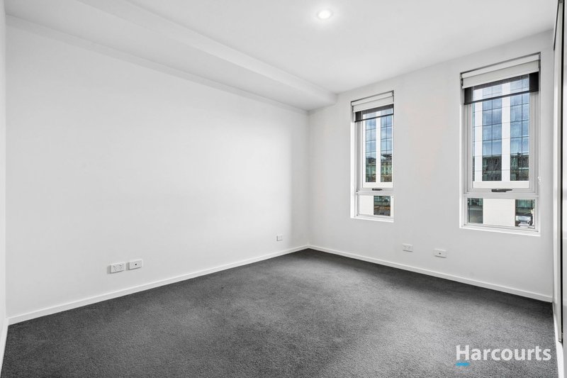 Photo - 506/8 Gheringhap Street, Geelong VIC 3220 - Image 4