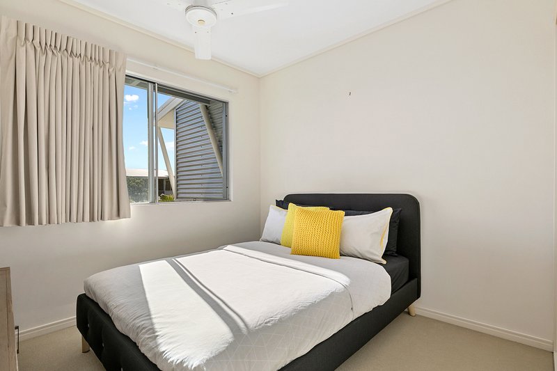 Photo - 50/68 Pulgul Street, Urangan QLD 4655 - Image 6