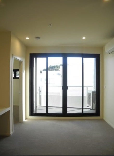 Photo - 506/80 Cheltenham Road, Dandenong VIC 3175 - Image 3