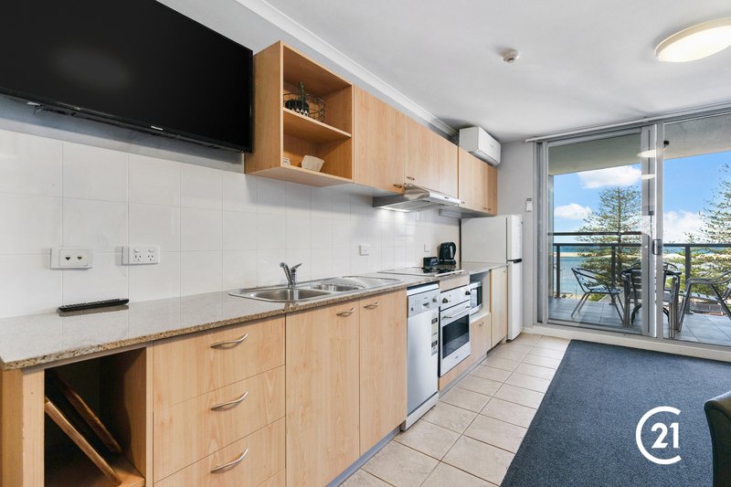 Photo - 507/18 Coral Street, The Entrance NSW 2261 - Image 3
