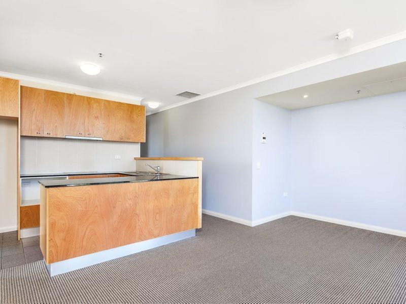 Photo - 507/2 Akuna Street, Canberra ACT 2601 - Image 2