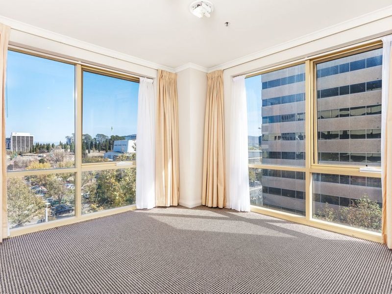 Photo - 507/2 Akuna Street, Canberra ACT 2601 - Image 4