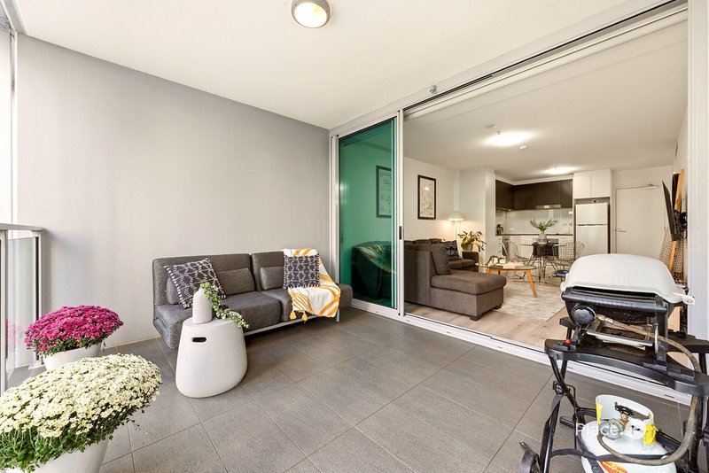 Photo - 507/30 Festival Place, Newstead QLD 4006 - Image 4