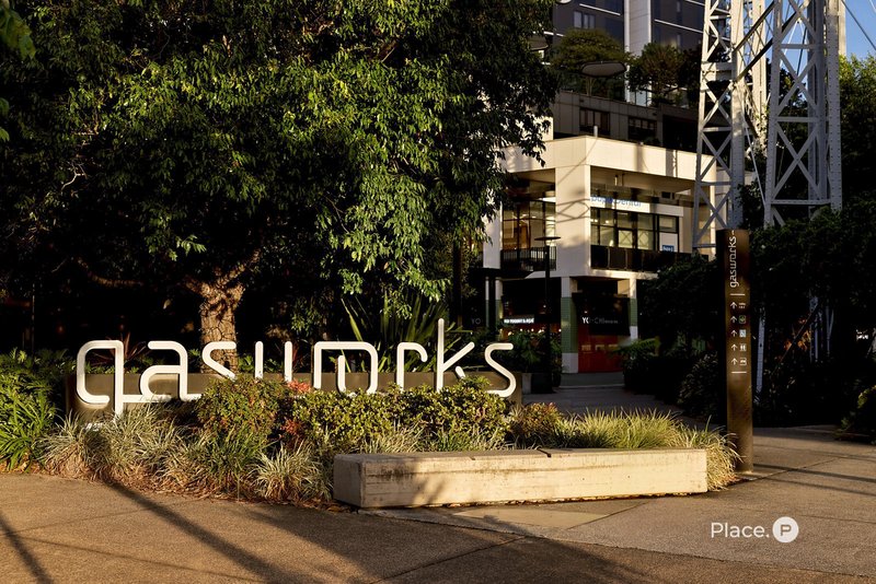 Photo - 507/30 Festival Place, Newstead QLD 4006 - Image 24