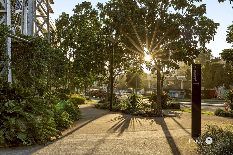 Photo - 507/30 Festival Place, Newstead QLD 4006 - Image 25