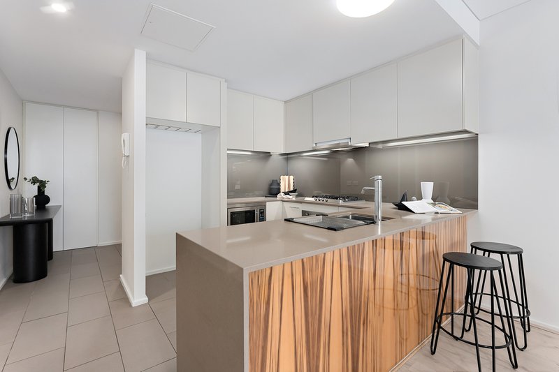 Photo - 507/36 Bertram Street, Chatswood NSW 2067 - Image 2