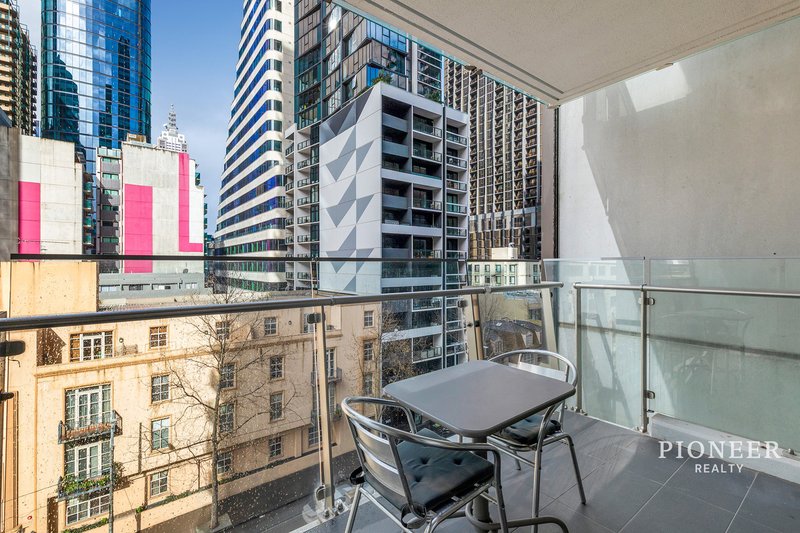 Photo - 507/36 La Trobe Street, Melbourne VIC 3000 - Image 4