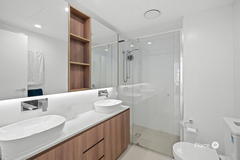 Photo - 508/100 Holdsworth Street, Coorparoo QLD 4151 - Image 10
