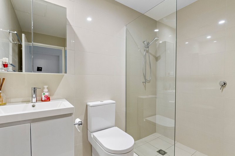 Photo - 508/15 Ethel Street, Chermside QLD 4032 - Image 7