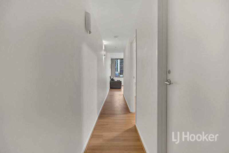 Photo - 508/155 Bourke Street, Melbourne VIC 3000 - Image 6