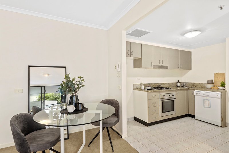 Photo - 508/174 Goulburn Street, Surry Hills NSW 2010 - Image 3