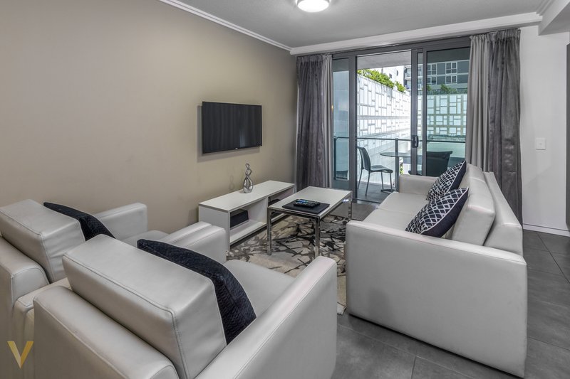 Photo - 508/35 Peel Street, South Brisbane QLD 4101 - Image 4