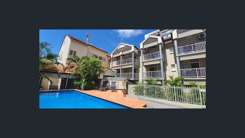 Photo - 50/85 Deakin Street, Kangaroo Point QLD 4169 - Image 1