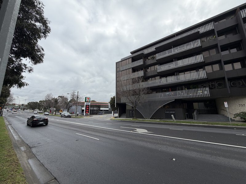 Photo - 508/757 Toorak Road, Hawthorn East VIC 3123 - Image 17