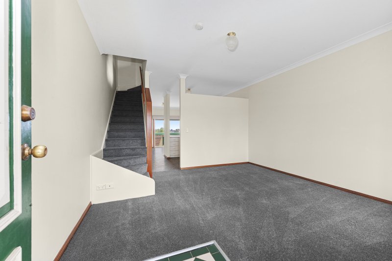 Photo - 508A Eureka Street, Eureka VIC 3350 - Image 6