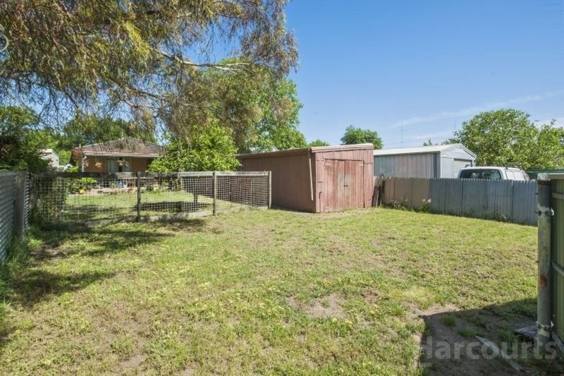 Photo - 509 Ascot Street South, Redan VIC 3350 - Image 13