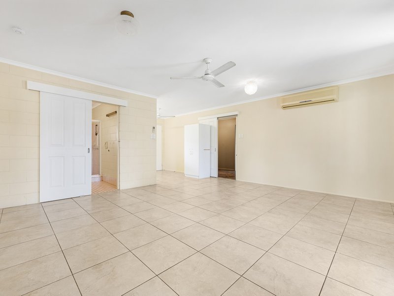 Photo - 509 Boat Harbour Drive, Torquay QLD 4655 - Image 4