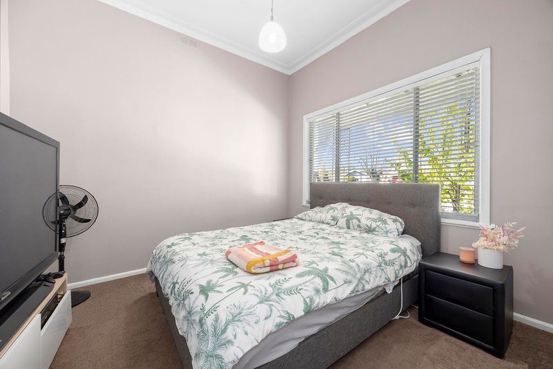 Photo - 509 Doveton Street North, Soldiers Hill VIC 3350 - Image 6