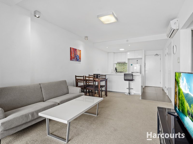 Photo - 509/159 Logan Road, Woolloongabba QLD 4102 - Image 2