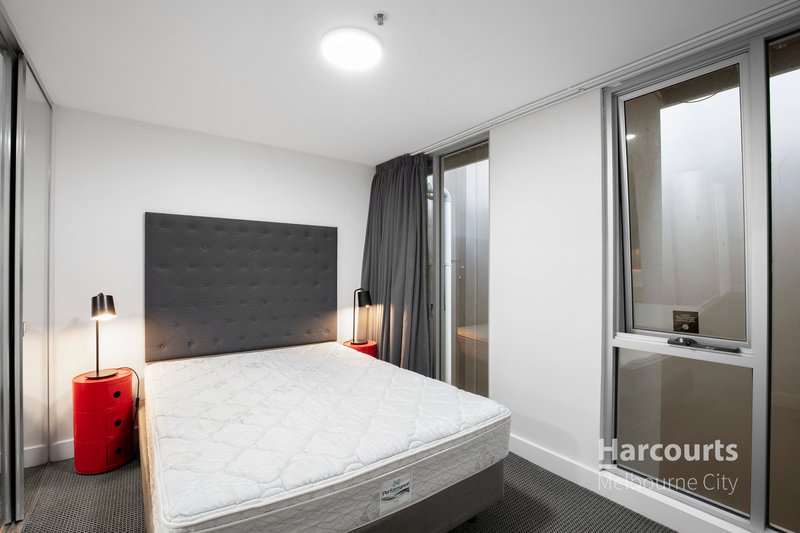 Photo - 509/318 Little Bourke Street, Melbourne VIC 3000 - Image 4