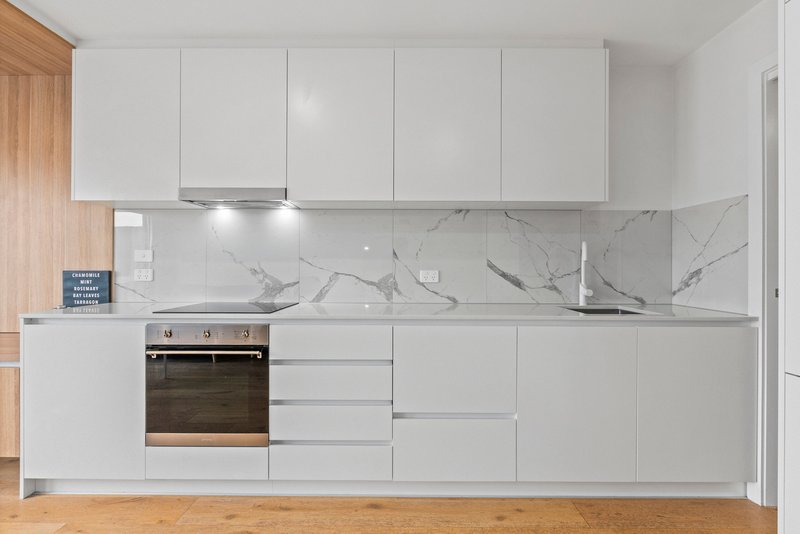 Photo - 509/32 Mort Street, Braddon ACT 2612 - Image 8