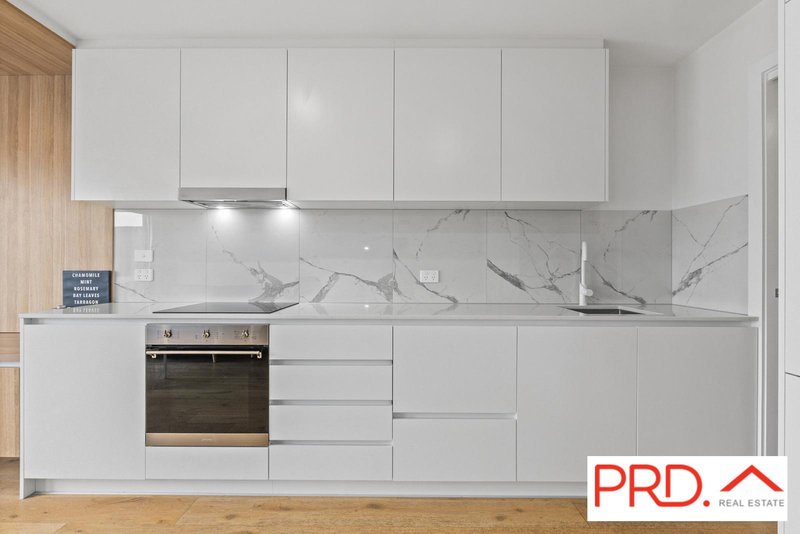Photo - 509/32 Mort Street, Braddon ACT 2612 - Image 4