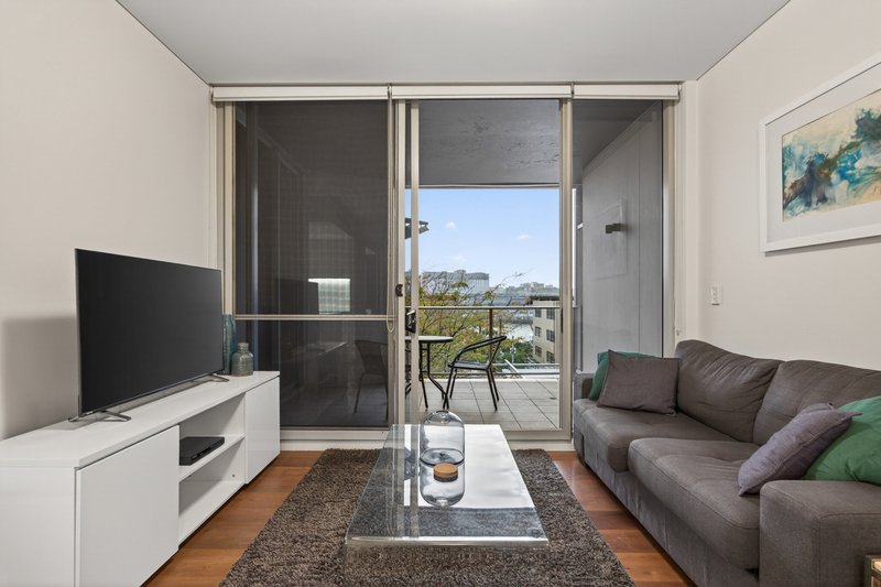 Photo - 509/35 Shelley Street, Sydney NSW 2000 - Image 3