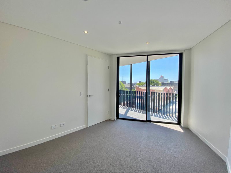 Photo - 509/4 Lyrique Lane, Newcastle NSW 2300 - Image 11