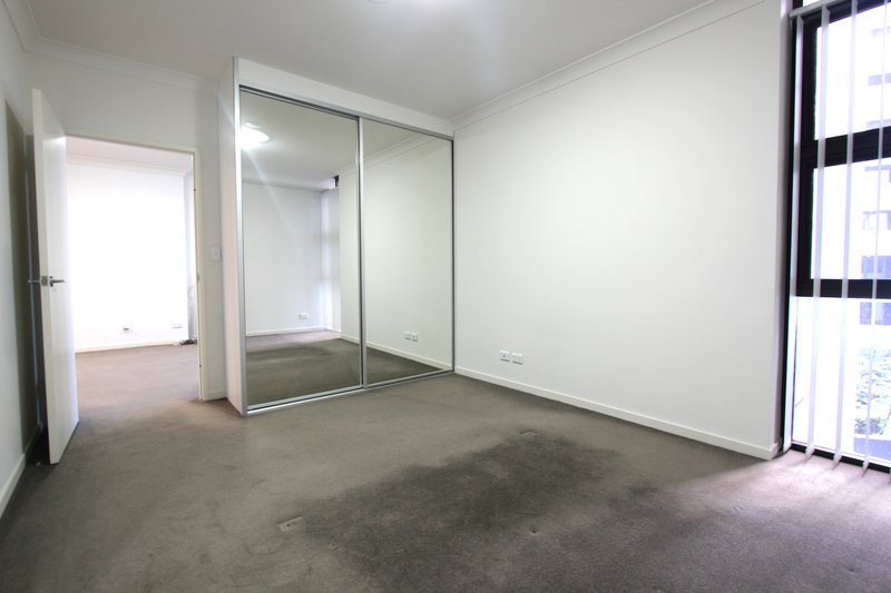 Photo - 509/420 Macquarie Street, Liverpool NSW 2170 - Image 4