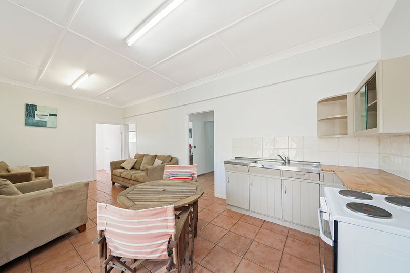 Photo - 50a Brisbane Street, Redbank QLD 4301 - Image 3