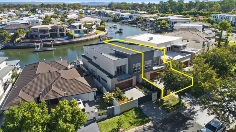 Photo - 50B East Quay Drive, Biggera Waters QLD 4216 - Image 3